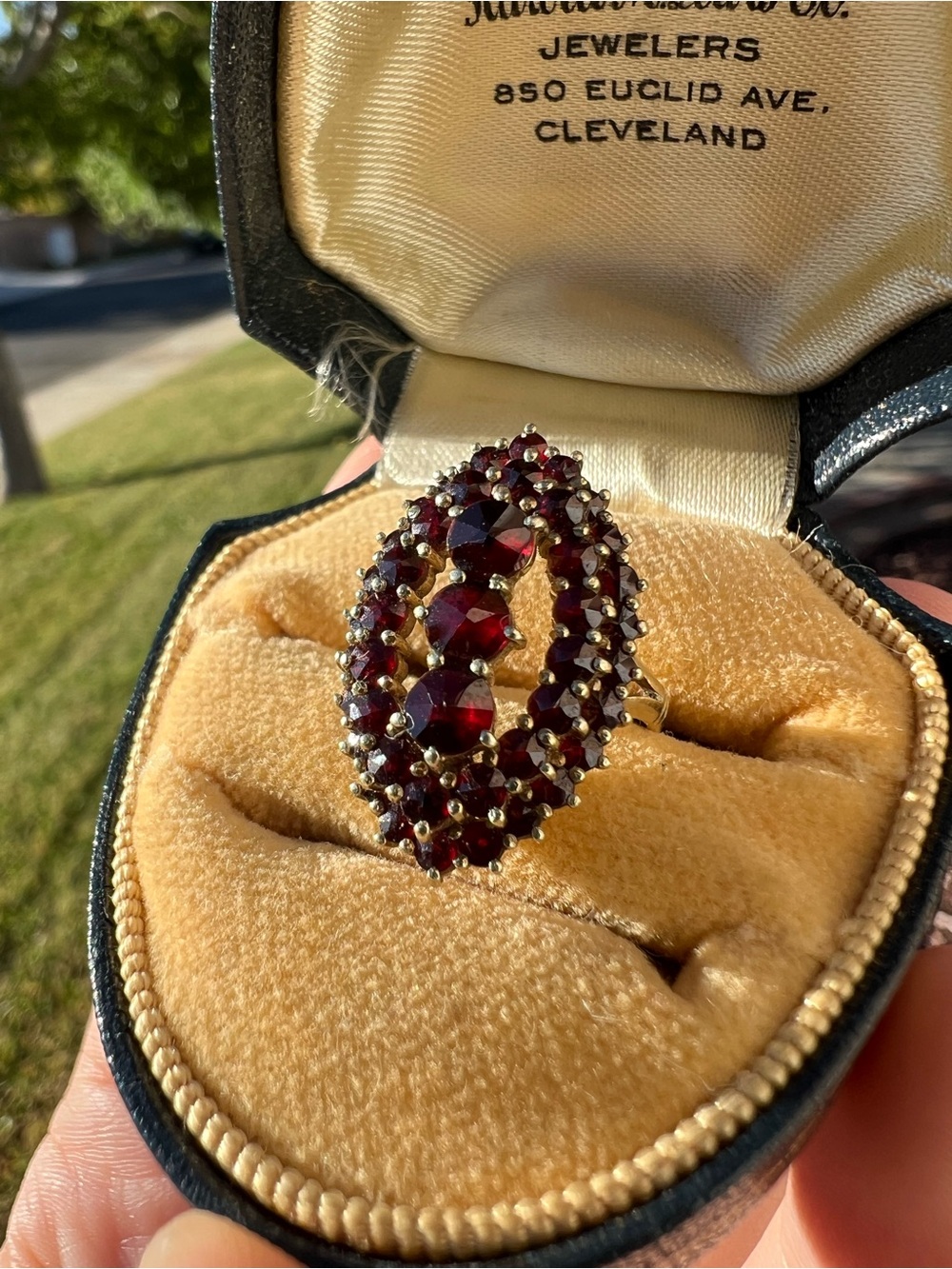 Antique 14k solid gold bohemian garnet ring